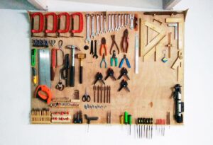 Tablero organizador de herramientas de taller